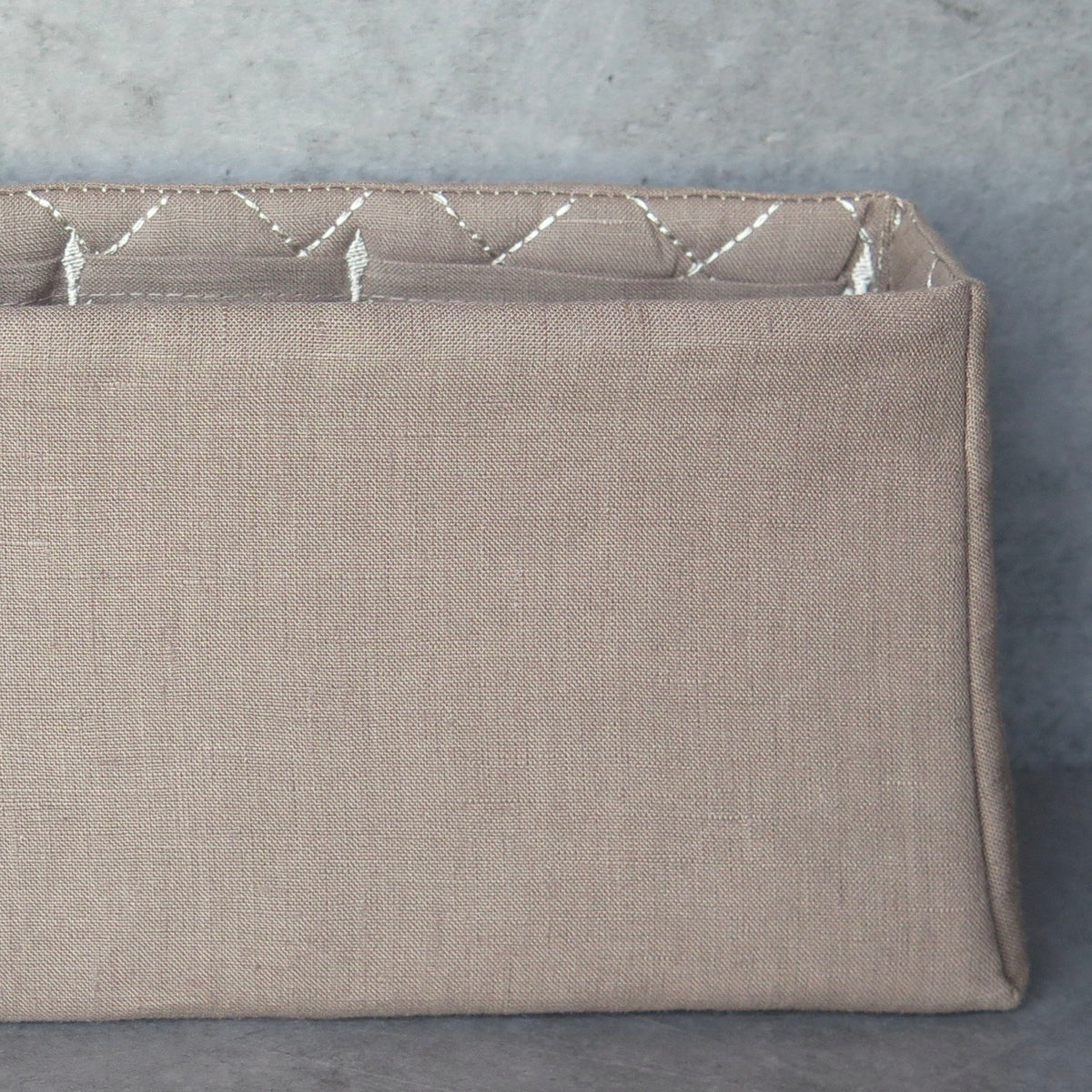 Taupe